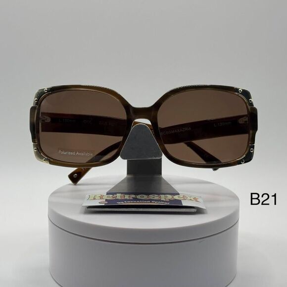 Vintage Y2K Designer Sunglasses BCBG Max Azria Idol Chunky Square Gold Detail main image 6